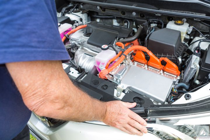 Hybrid Maintenance In Los Angeles, CA Hybrid Maintenance In Los Angeles, CA